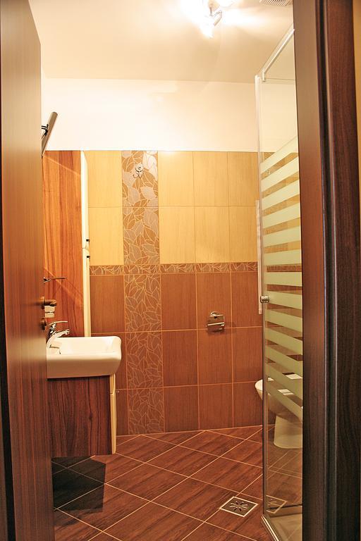 Vila Silvia Совата Екстериор снимка