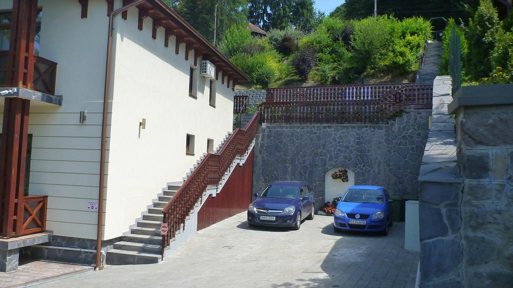 Vila Silvia Совата Екстериор снимка