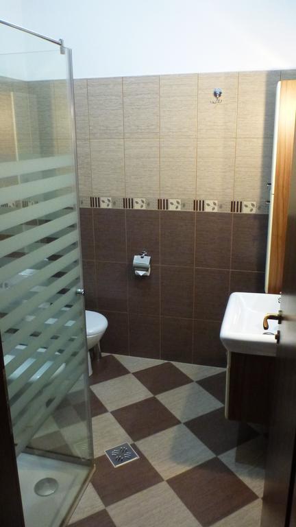 Vila Silvia Совата Екстериор снимка